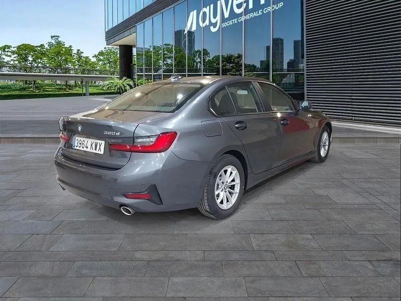 Usado BMW 320 Executive 190 HP (139 kW) 2019 Cinzento Sedan