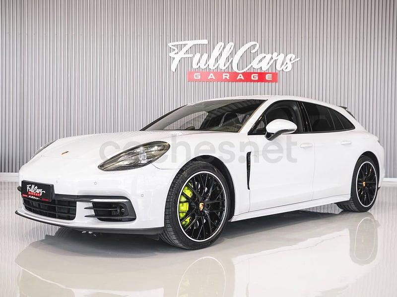 Usado Porsche Panamera Sport Turismo 462 CV (339 kW) 2019 Blanco Familiar
