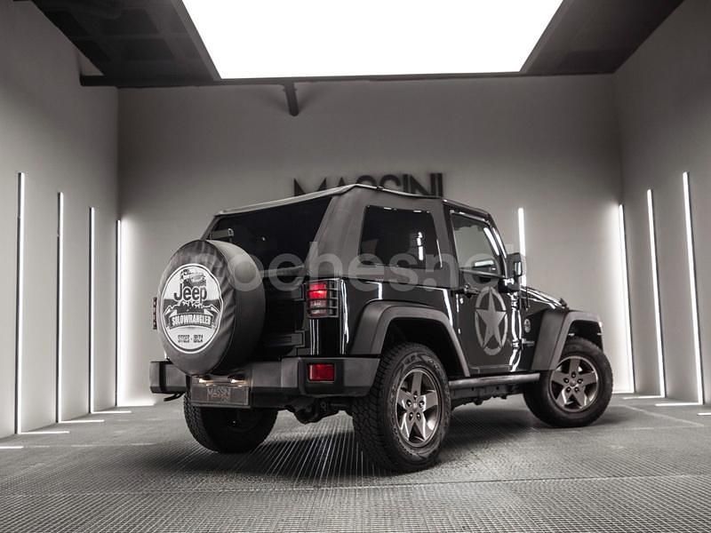 Usado Jeep Wrangler Sport 200 CV (147 kW) 2013 Negro SUV