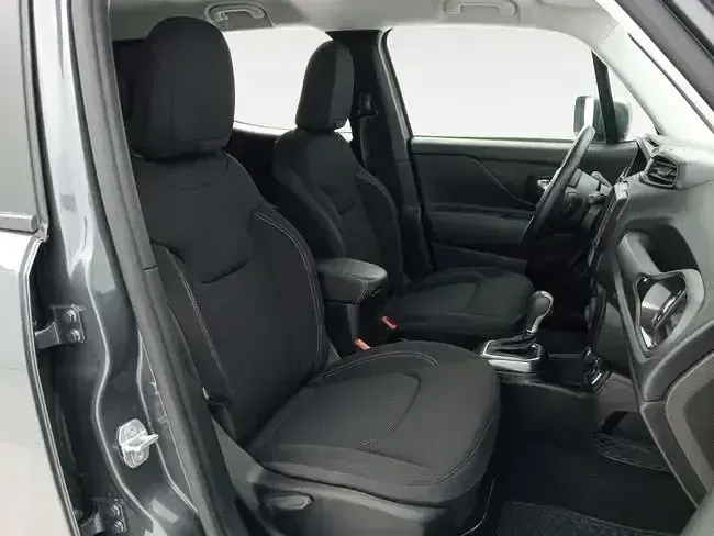 Usado Jeep Renegade Limited 190 HP (139 kW) 2022 Cinzento SUV