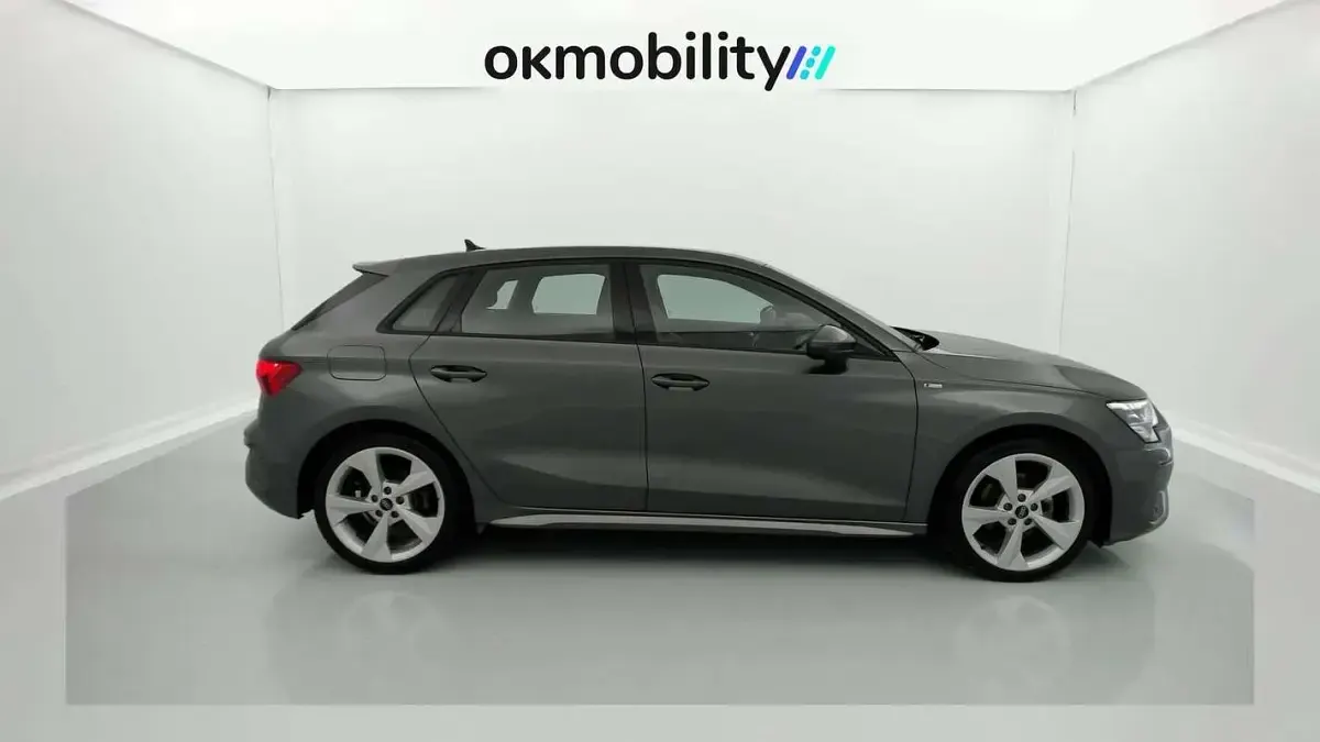 Usado Audi A3 Sportback S-Line 150 CV (110 kW) 2024 Plateado Utilitario