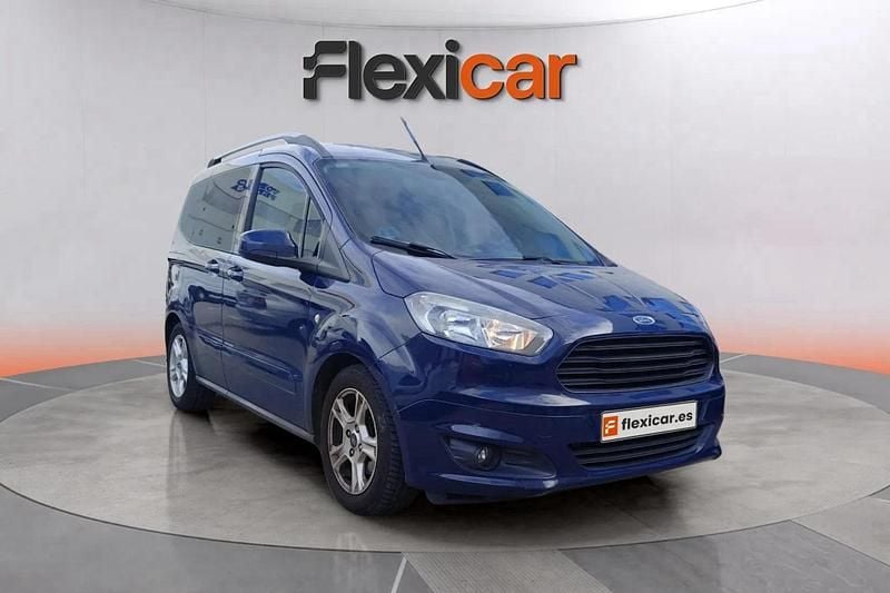Azul Usado 2017 Ford Tourneo Courier Ambiente Monovolumen | 9990 € (Buen precio) - Imagen 1/4