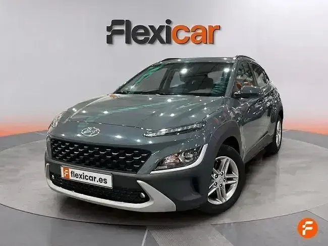 Usado Hyundai Kona 136 CV (100 kW) 2022 Gris SUV