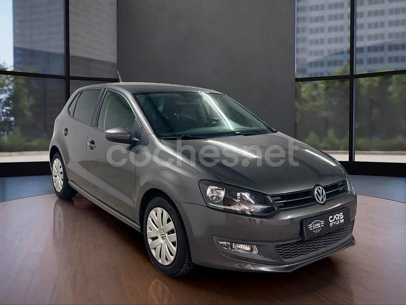 Gris / plata Usado 2010 VW Polo Sport Berlina | 7500 € (Precio justo) - Imagen 1/4
