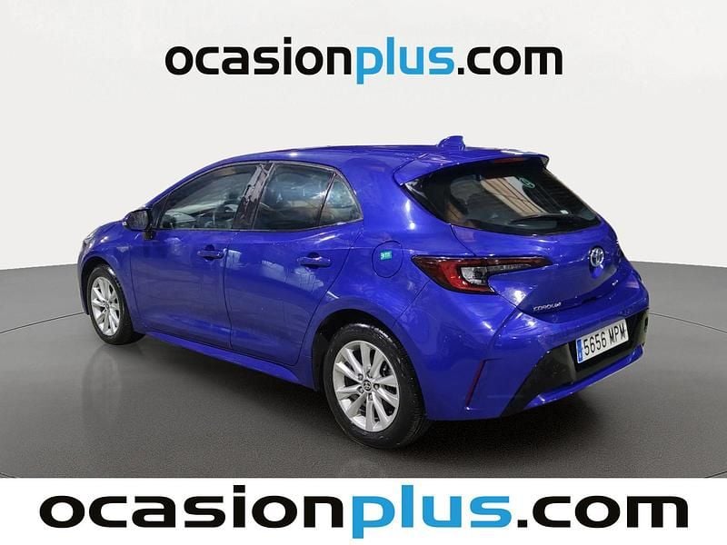 Käytetty Toyota Corolla Active 140 HP (102 kW) 2024 Sininen Viistoperä