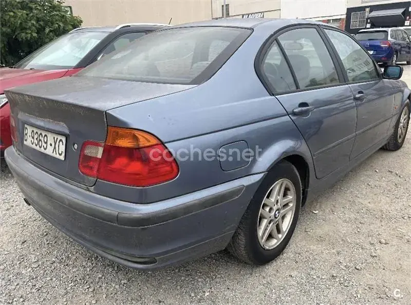 Usado BMW 316 105 CV (77 kW) 2000 Azul Berlina