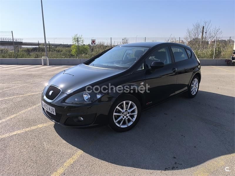 Usado Seat Leon Copa 105 CV (77 kW) 2012 Negro Berlina