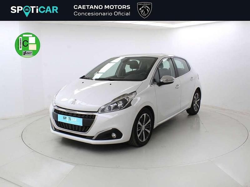 Usado Peugeot 208 Allure 99 CV (72 kW) 2016 Blanco Utilitario