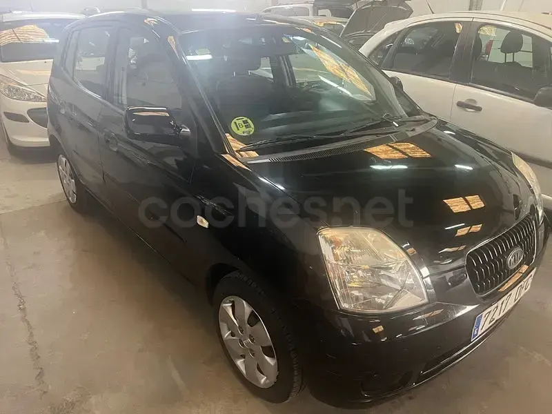 Usado Kia Picanto EX 65 CV (47 kW) 2005 Negro Utilitario