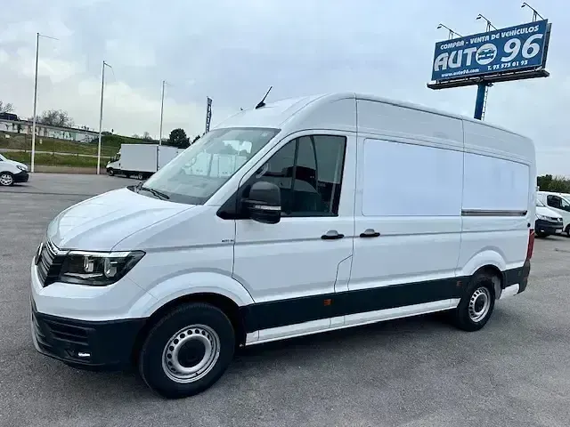 Usado VW Crafter 102 CV (75 kW) 2022 Blanco Van