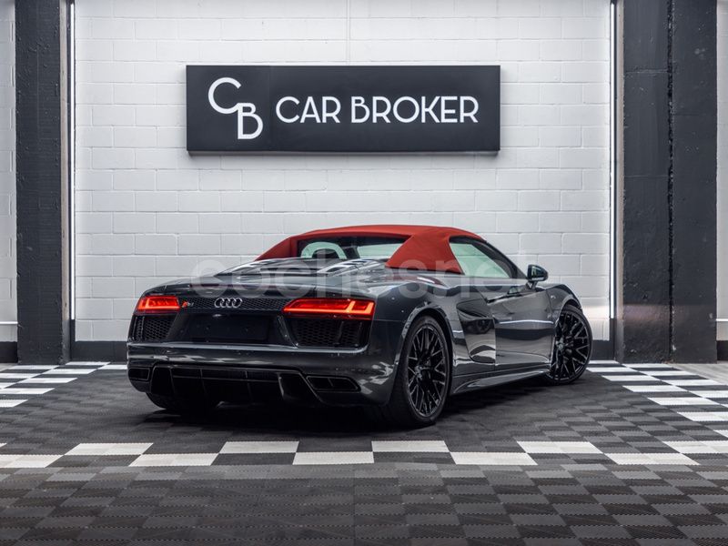 Usado Audi R8 Spyder Exclusive 540 CV (397 kW) 2016 Gris / plata Descapotable