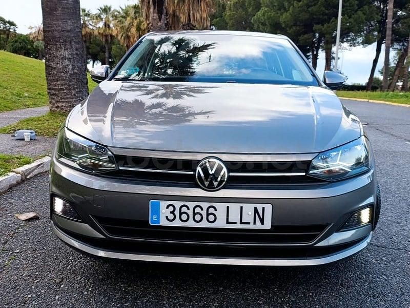 Usado VW Polo Sportline 95 CV (69 kW) 2020 Gris / plata Utilitario