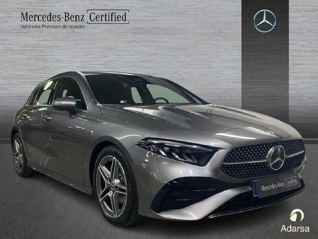 Usado Mercedes A200 150 CV (110 kW) 2025 Gris montaña