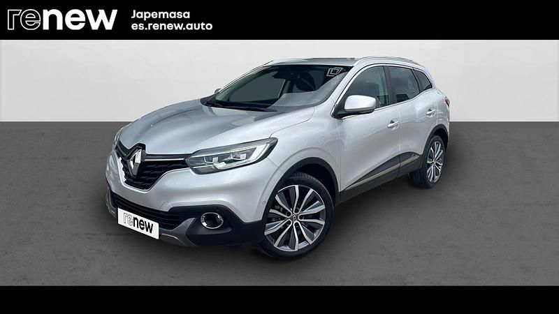 Usado Renault Kadjar Zen 110 CV (80 kW) 2015 Gris platino SUV