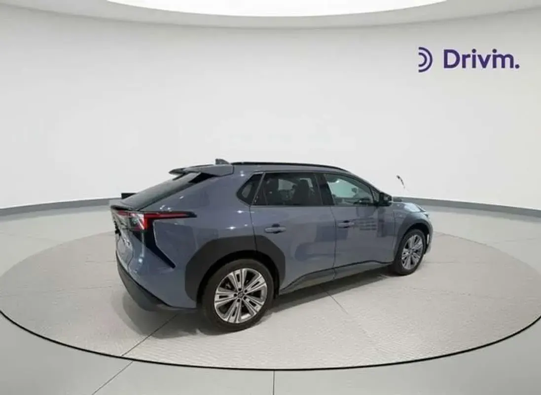 Usado Subaru Solterra 161 kW (220 CV) 2023 Gris SUV