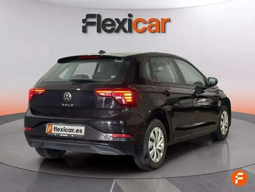 Usado VW Polo 95 CV (69 kW) 2021 Negro Utilitario