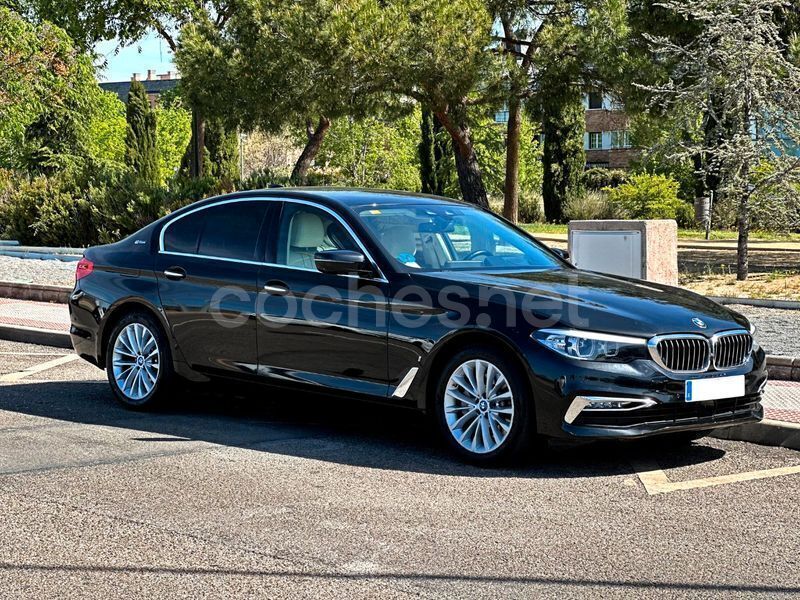 Negro Usado 2018 BMW 530e iPerformance Berlina | 27.890 € (Caro) - Imagen 1/4