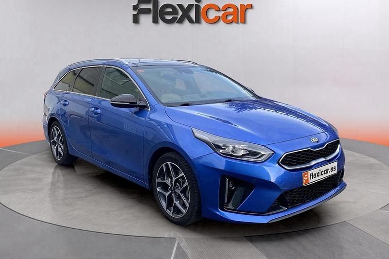 Usado Kia Ceed GT GT-Line 140 CV (102 kW) 2019 Azul Familiar