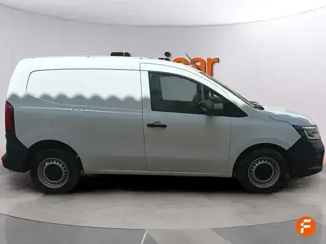Usado Renault Kangoo 95 CV (69 kW) 2024 Blanco Monovolumen