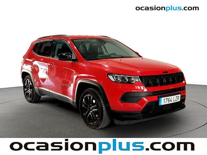 Usado Jeep Compass Night Eagle 130 CV (95 kW) 2022 Rojo SUV