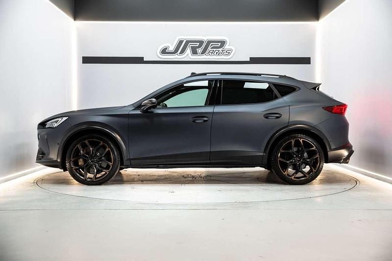 Usado Cupra Formentor VZ 390 CV (286 kW) 2023 Gris / plata SUV