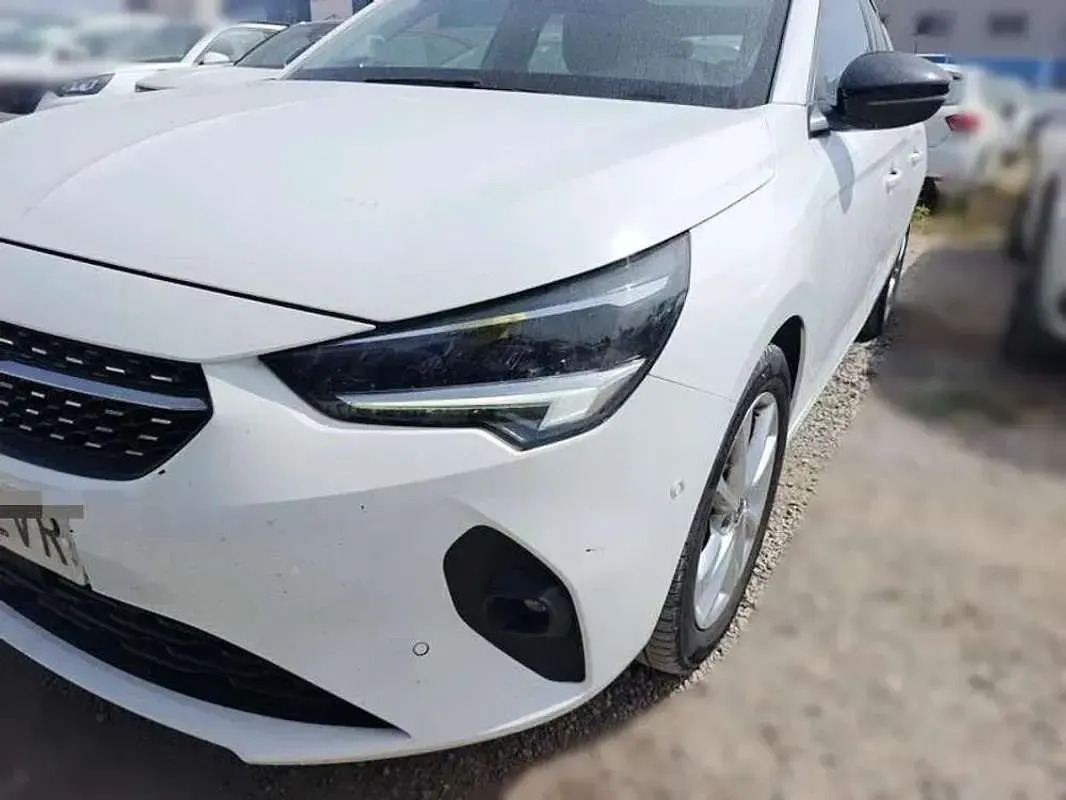 Usado Opel Corsa Elegance 101 CV (74 kW) 2021 Blanco Utilitario