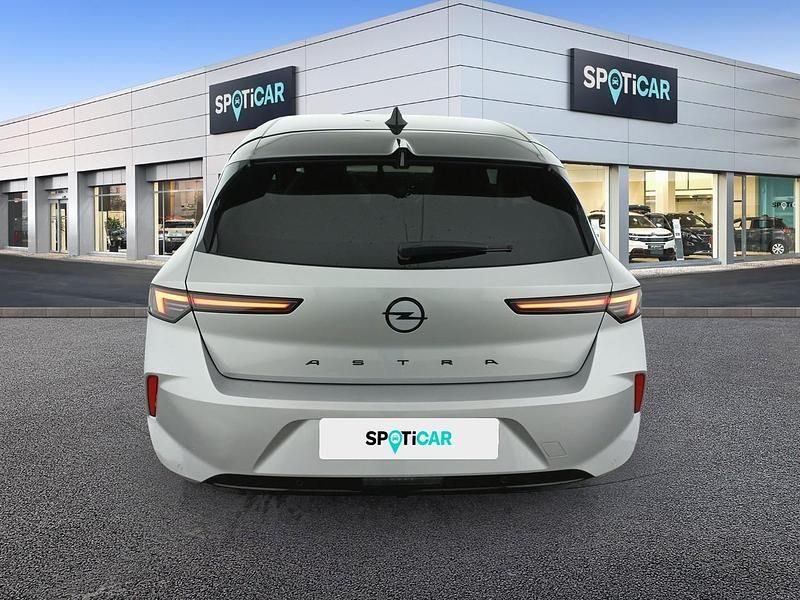Usado Opel Astra 130 CV (95 kW) 2024 Gris Utilitario