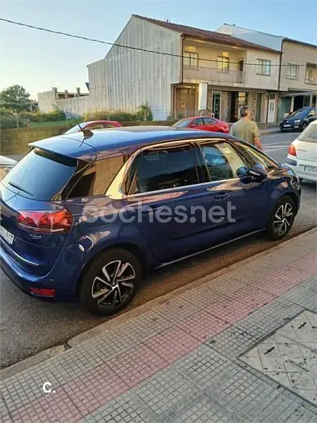 Usado Citroën C4 Picasso Rip Curl 130 CV (95 kW) 2017 Azul Monovolumen