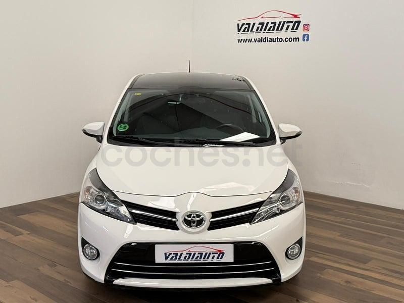 Usado Toyota Verso Advance 147 CV (108 kW) 2016 Blanco Monovolumen