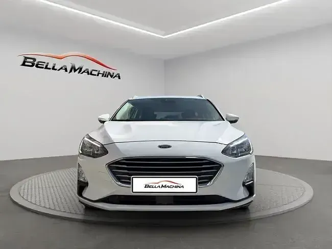 Usado Ford Focus Trend+ 120 CV (88 kW) 2020 Blanco Familiar