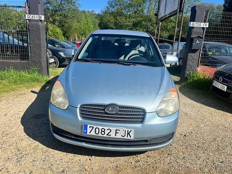 Usado Hyundai Accent 97 CV (71 kW) 2006 Azul Berlina