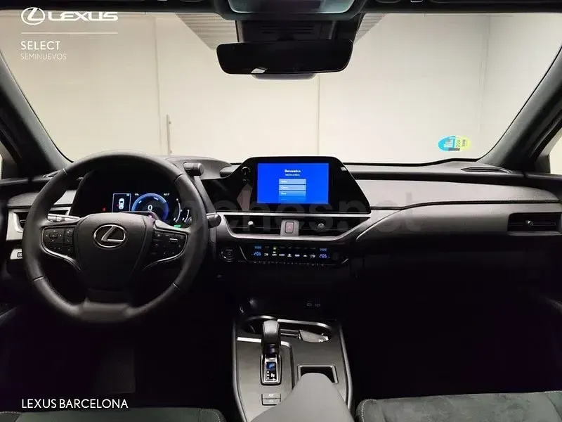 Usado Lexus UX 199 CV (146 kW) 2024 Azul SUV