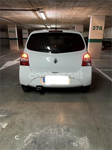 Usado Renault Twingo Dynamique 75 CV (55 kW) 2010 Blanco Utilitario