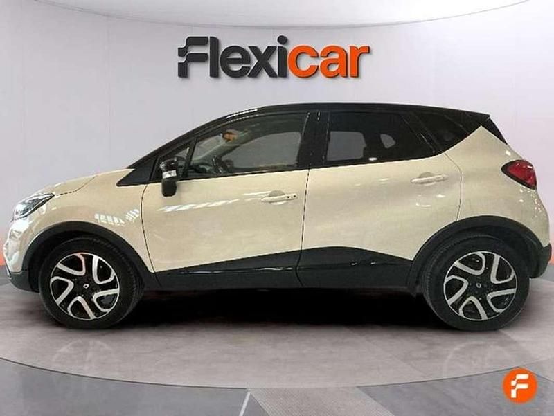 Usado Renault Captur Life 90 CV (66 kW) 2016 Beige SUV