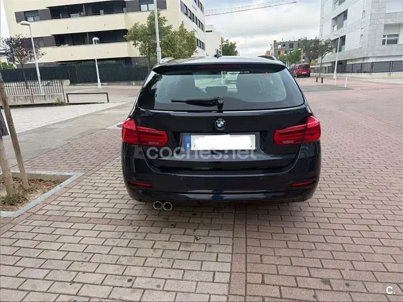 Usado BMW 320 184 CV (135 kW) 2016 Negro Familiar