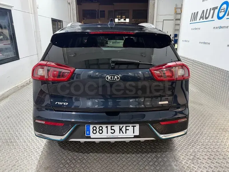 Usado Kia Niro 141 CV (103 kW) 2018 Azul SUV
