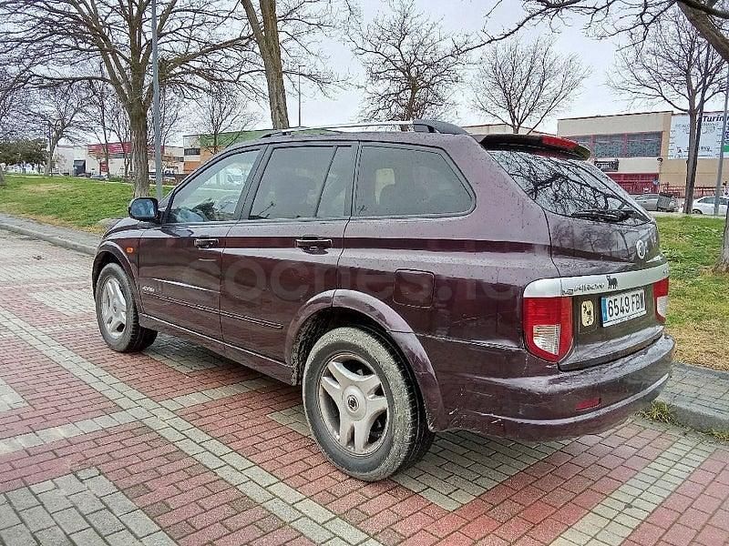 Usado Ssangyong (KGM) Kyron Limited 141 CV (103 kW) 2006 Granate SUV