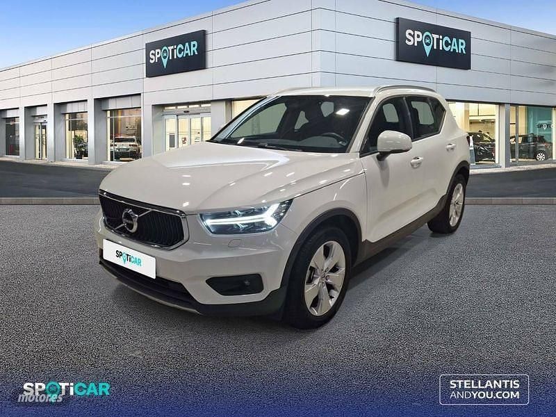 Blanco Usado 2019 Volvo XC40 Momentum SUV | 20.490 € (Precio justo) - Imagen 1/4
