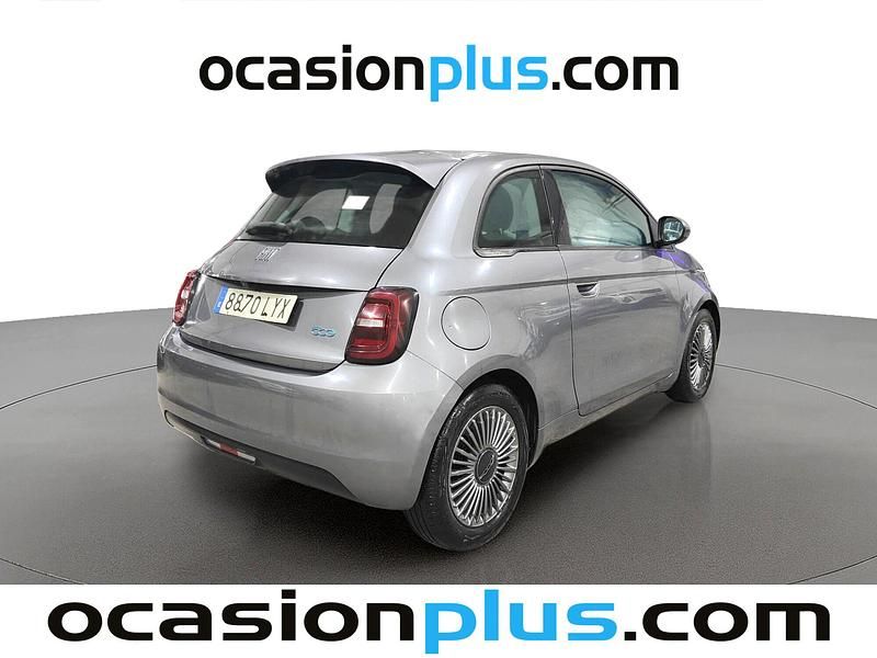 Usado Fiat 500e Icon 86 kW (118 CV) 2022 Gris Utilitario