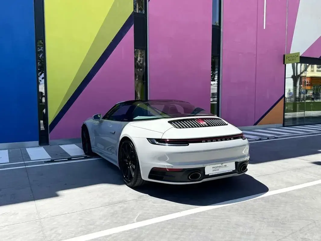 Usado Porsche 992 450 CV (330 kW) 2022 Beige Coupe