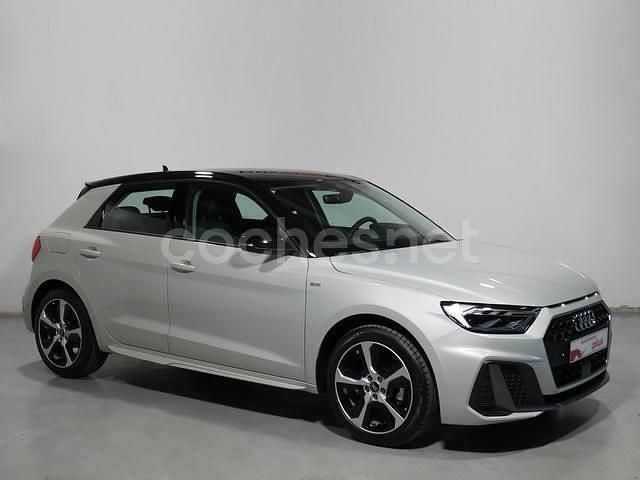 Gris / plata Nuevo 2025 Audi A1 Sportback Utilitario | 26.600 € (Un poco caro) - Imagen 1/4