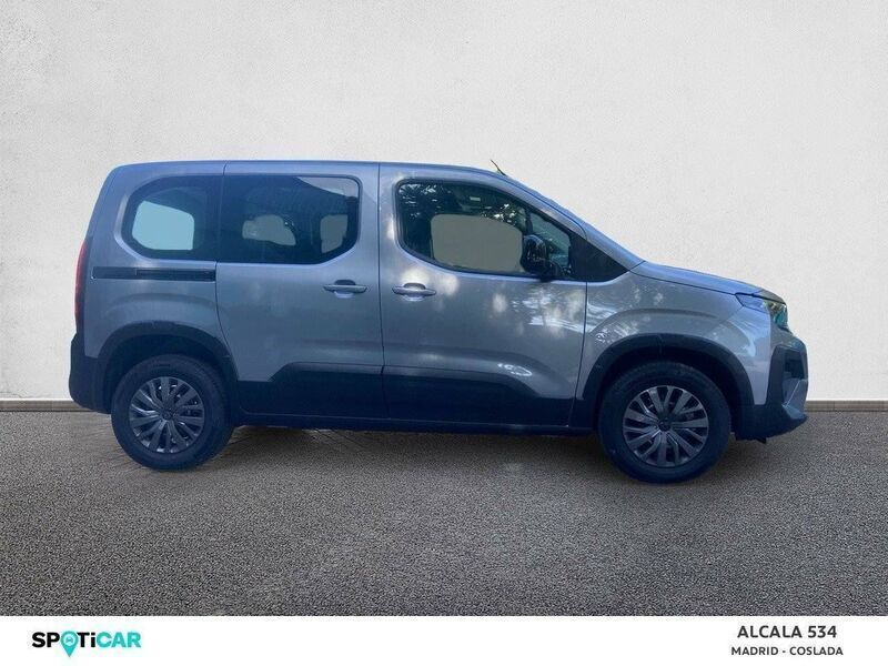 Usado Peugeot Rifter Allure 130 CV (95 kW) 2024 Gris Monovolumen