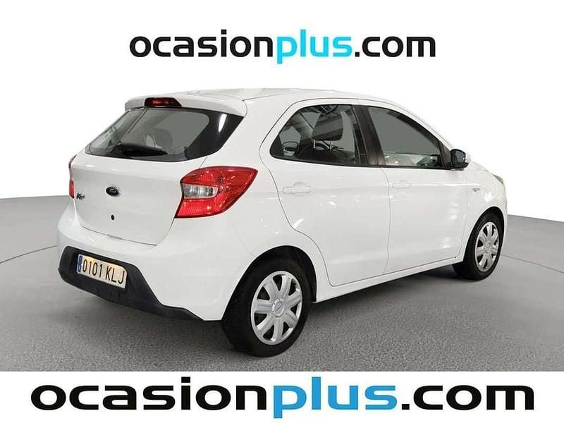 Usado Ford Ka Plus 69 CV (50 kW) 2018 Blanco Utilitario
