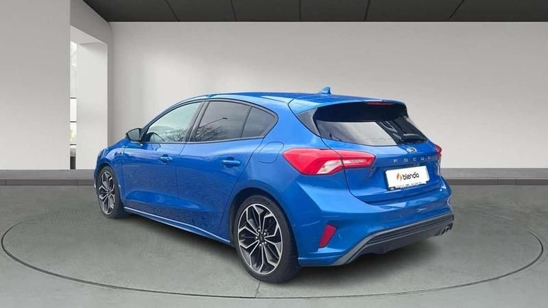 Usado Ford Focus ST-Line 120 CV (88 kW) 2018 Azul Utilitario