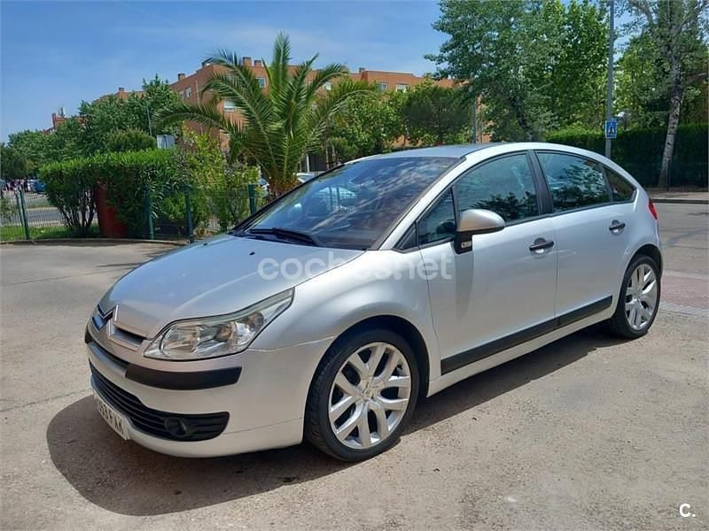 Usado Citroën C4 92 CV (67 kW) 2007 Gris / plata Berlina