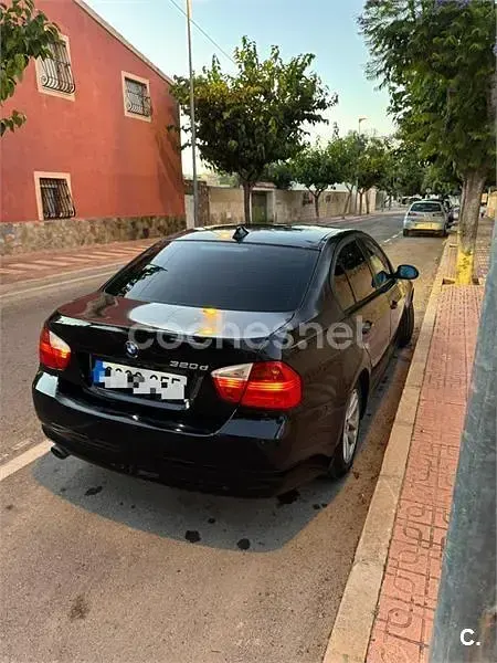 Usado BMW 320 Comfort Edition 163 CV (119 kW) 2008 Negro Berlina
