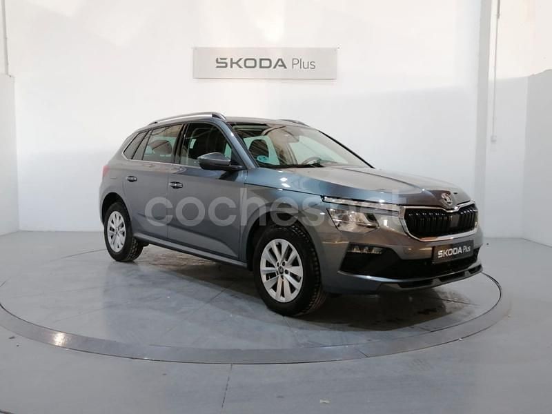 Gris / plateado Usado 2025 Skoda Kamiq Selection SUV | 21.750 € (Precio justo) - Imagen 1/4