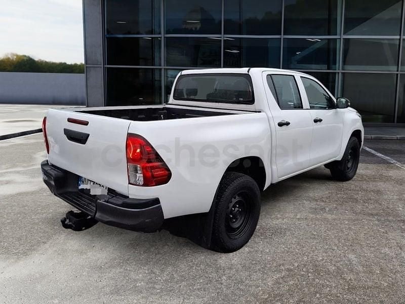 Usado Toyota HiLux 150 CV (110 kW) 2021 Blanco Pickup/Camioneta