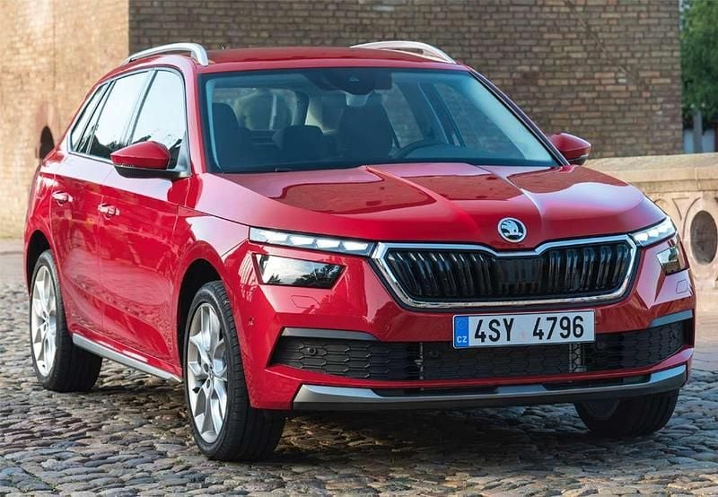 Usado Skoda Kamiq Ambition 110 CV (80 kW) 2021 Blanco SUV