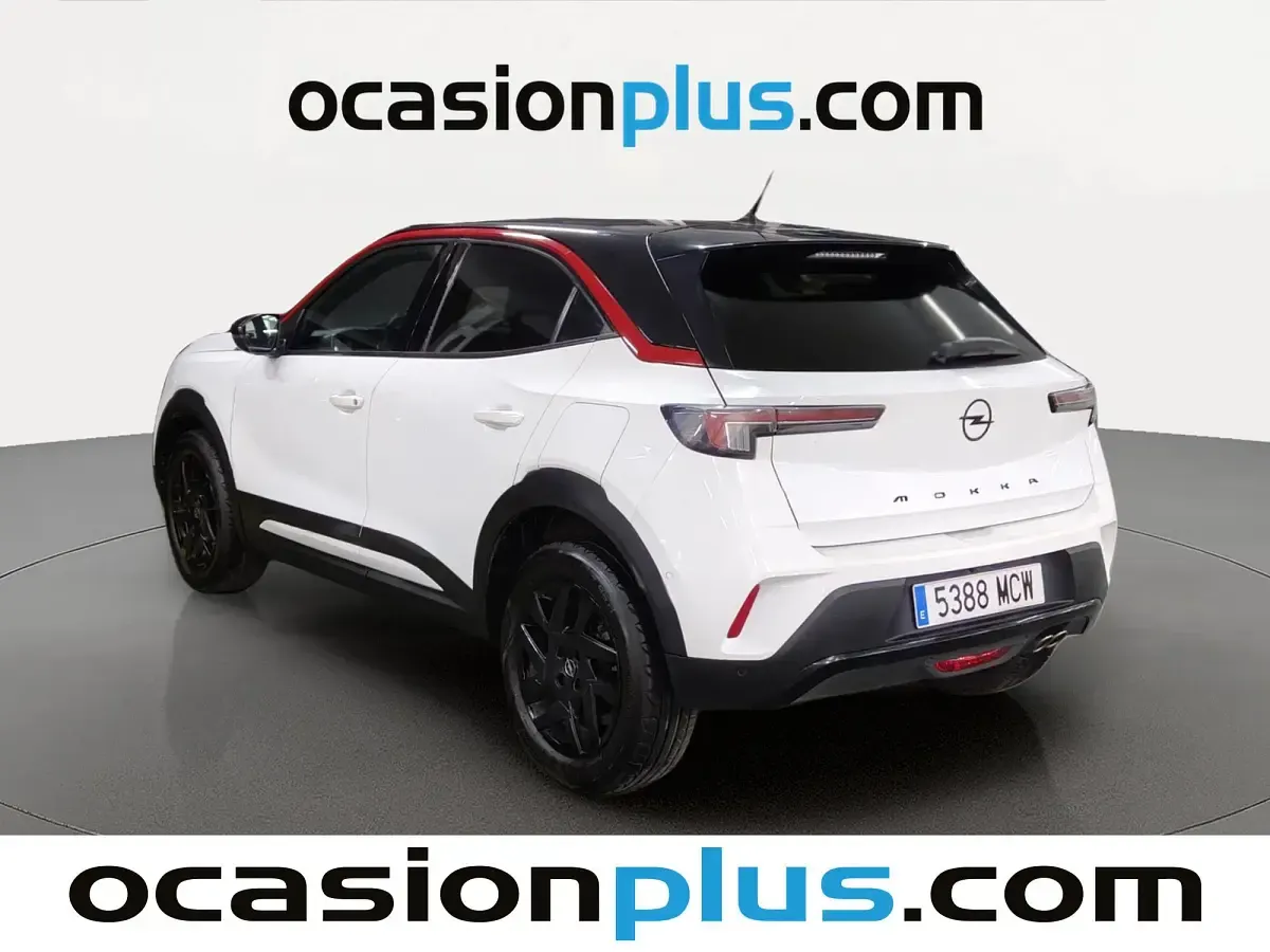 Usado Opel Mokka GS Line 131 CV (96 kW) 2022 Blanco SUV